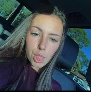 Meet your Posher, Caitlynn